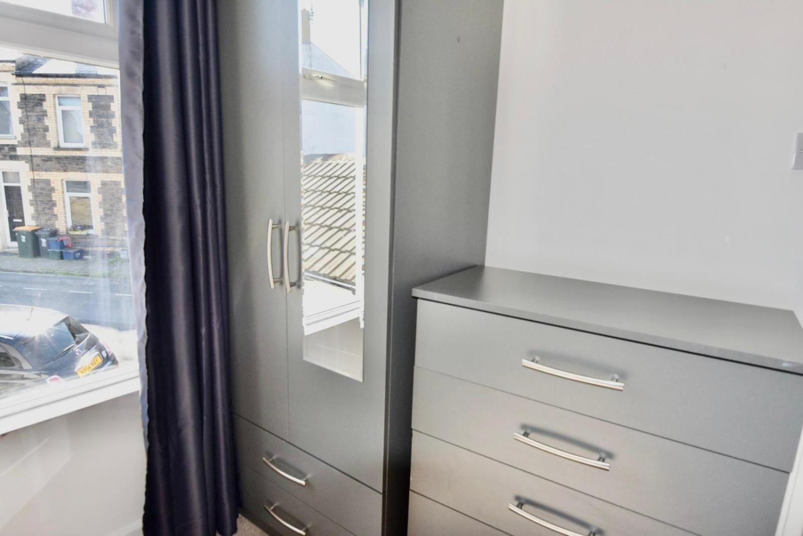 Come On In Lucas Street Newport Train Station Sleep Upto 8 Vila Exterior foto