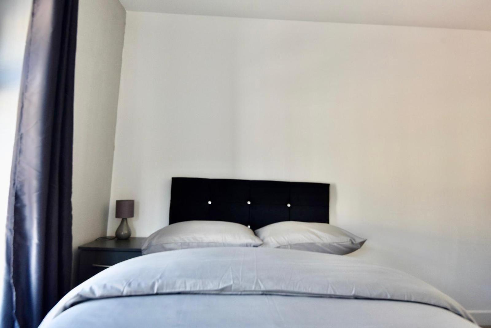Come On In Lucas Street Newport Train Station Sleep Upto 8 Vila Exterior foto