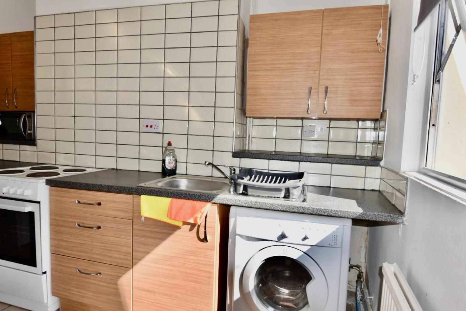 Come On In Lucas Street Newport Train Station Sleep Upto 8 Vila Exterior foto