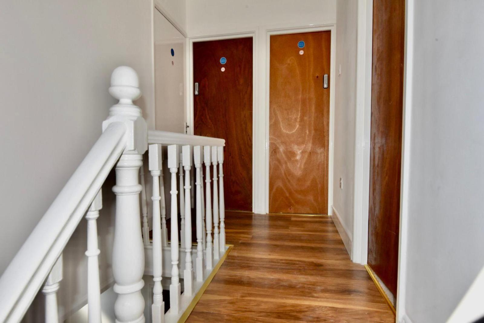 Come On In Lucas Street Newport Train Station Sleep Upto 8 Vila Exterior foto